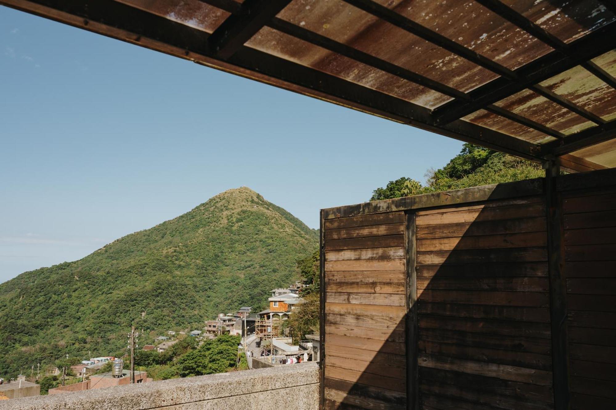 Mountain Traveler Inn Jiufen Exterior photo